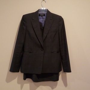 Kasper two piece skirt suit